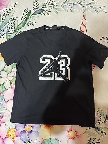 Головные уборы: Мужская футболка 4хл (маломерка) По нашему на ХЛ 300 сом Состояние — 1