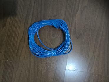 Сетевой патч‑корд (Ethernet) синего цвета. - Тип: витая пара с