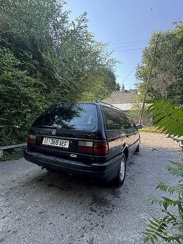 Транспорт: Volkswagen Passat Variant: 1992 г., 1.8 л, Механика, Бензин, Универсал — 4