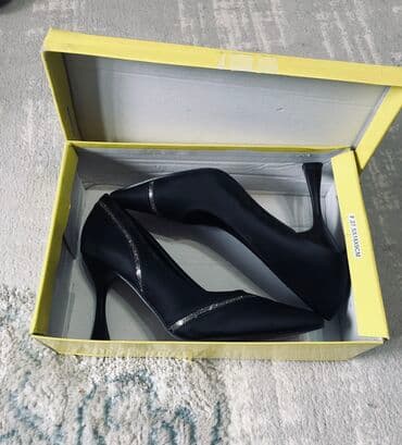 обувь для охоты: Каблук по низкой цене, 35 размер, новый — 3