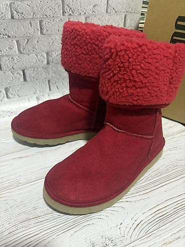 вещи пакет: Детские Красные угги Новые ( производство Европа)
35’5 - 36 размер — 3