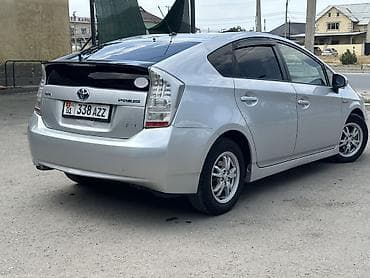 Транспорт: Toyota Prius: 2012 г., Вариатор, Гибрид, Хэтчбэк — 8