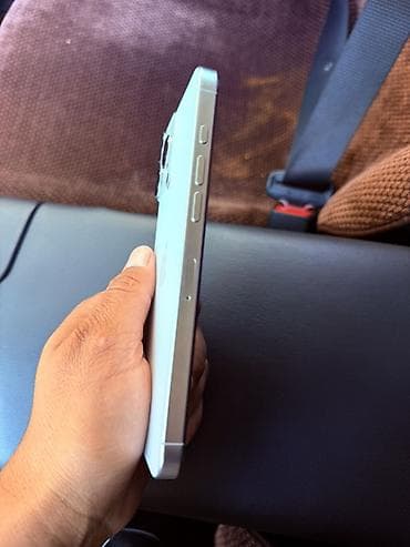 IPhone 16 Pro Max, Б/у, 256 ГБ, White Titanium, 90 %