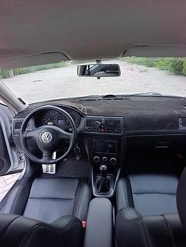 70: Volkswagen Golf: 2002 г., 2 л, Механика, Бензин, Хэтчбэк — 9