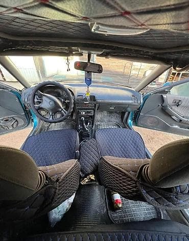 Продажа авто: Mazda 323: 1994 г., 1.6 л, Механика, Бензин, Хэтчбэк — 1