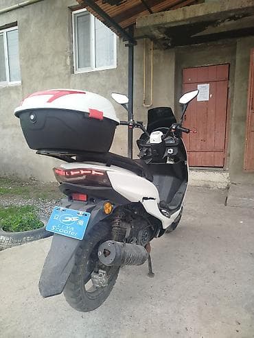 водный скутер: Макси-скутер 150 куб. см, Бензин, Б/у — 4