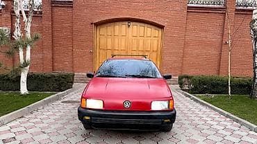 будка авто: Volkswagen Passat: 1991 г., 1.8 л, Ручные, Бензин, Лифтбек — 1