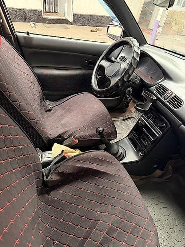gs lexus: Mazda 121: 1994 г., 1.3 л, Механика, Бензин, Седан — 5
