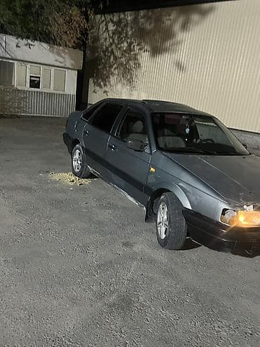 mazda protage: Volkswagen Passat: 1988 г., 1.8 л, Механика, Бензин, Седан — 5