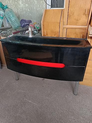 карточки футбол: Раковина со смесителем — 2