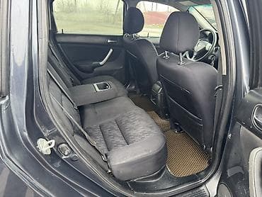 plug in: Honda Accord: 2005 г., 2 л, Механика, Газ, Универсал — 6