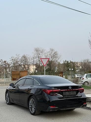 Продажа авто: Toyota Avalon: 2021 г., 2.5 л, Гибрид, Седан — 3
