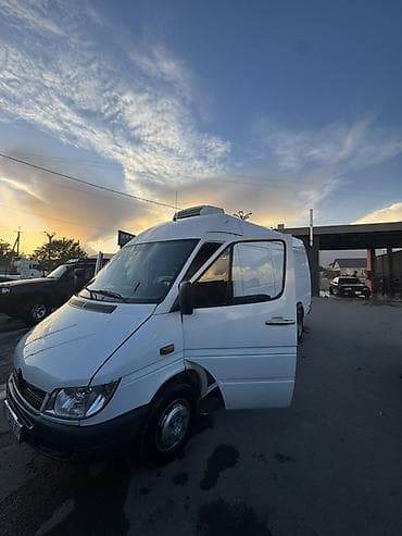 Транспорт: Жүк ташуучу унаа, Mercedes-Benz, Стандарт, 5 т, Колдонулган — 6