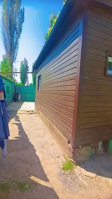 барачные дома: Продаётся жилой частный дом с большим приусадебным участком. Описание — 4