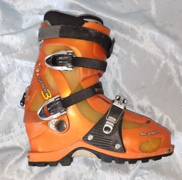 Кышкы спорт: Продаю бу горнолыжные ботинки размеры от 36 до 47 ( от 23 см до — 2