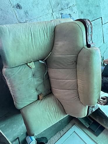 стол офисное кресло: Прямой диван — 2