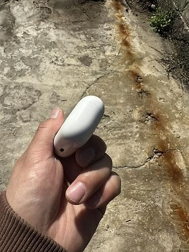 open box: Вакуумные, Apple, Б/у, Беспроводные (Bluetooth), Для занятий спортом — 1