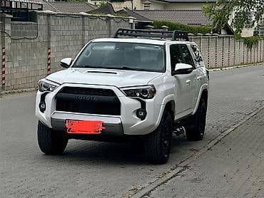 lend cruizer: Toyota 4Runner: 2022 г., 4 л, Автомат, Бензин, Внедорожник — 1