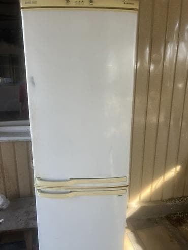 холодильник кемин: Холодильник Samsung, Б/у, Двухкамерный — 1