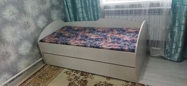 купить раскладушку с матрасом: Кровать трансформер, Другой тип, Двухстворчатая, С матрасом — 1