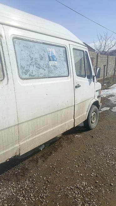 дп 2: Mercedes-Benz : 1994 г., 3 л, Механика, Дизель, Бус — 4