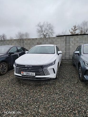 куплю авто с последующим выкупом: BYD Qin: 2025 г., 1.5 л, Гибрид, Седан — 1