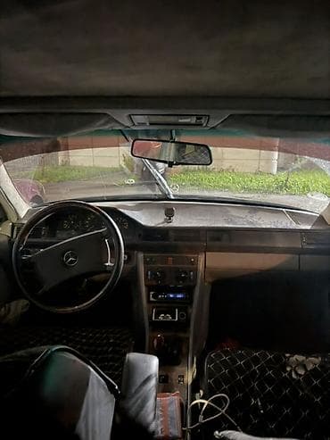 фарцунки на мерс 124: Mercedes-Benz W124: 1990 г., Механика, Седан — 6