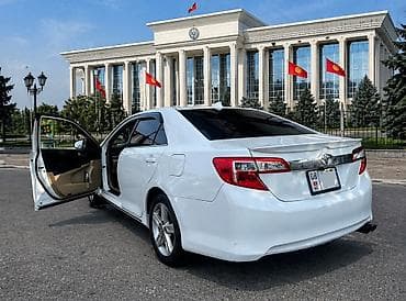Toyota Camry: 2012 г., 2.5 л, Автомат, Бензин, Седан — 3