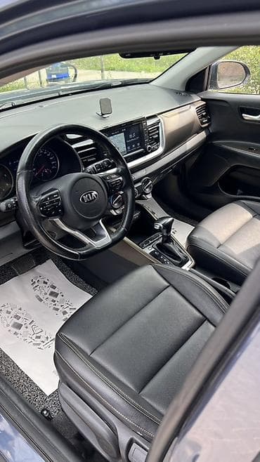vin code: Kia Stonic: 2018 г., 1.6 л, Автомат, Дизель, Кроссовер — 2