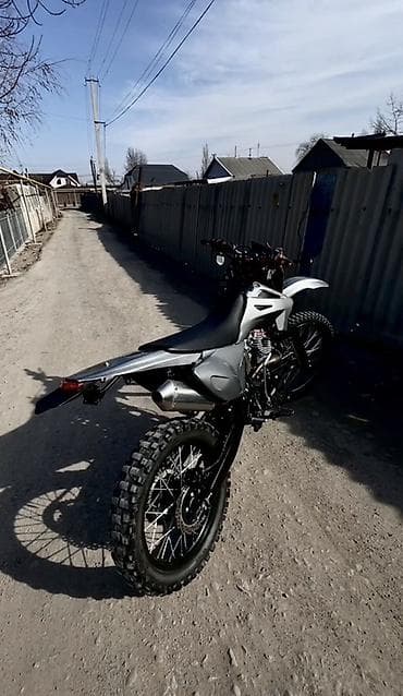 горные мотоциклы: Продаю Эндро 300 кубов без вложении всё работает покрышки новые — 2
