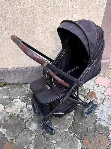 коляска kinlee: Прогулочная коляска Kidilo (бренд на текстиле) с комплектом мягкого — 1
