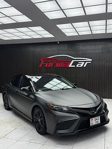 Toyota Camry: 2022 г., 2.5 л, Автомат, Гибрид, Седан