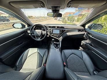 Toyota Camry: 2019 г., 2.5 л, Вариатор, Бензин, Седан — 7