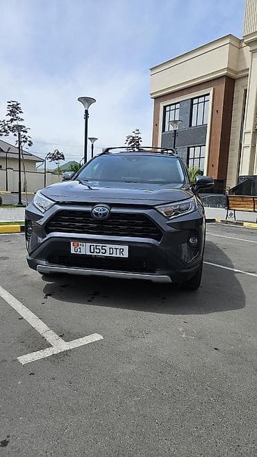 Toyota RAV4: 2020 г., 2.5 л, Гибрид, Кроссовер