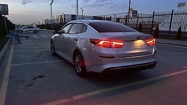 бампер е70: Kia K5: 2020 г., 2 л, Автомат, Газ, Седан — 6