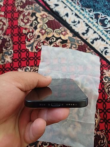 ios 8: IPhone 16, Черный, 93 % — 5