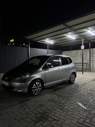 chery tigo: Honda Fit: 2003 г., 1.3 л, Вариатор, Бензин — 2