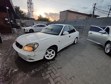 серый gac aion s: Daewoo Nubira: 2002 г., 1.5 л, Автомат, Бензин, Седан — 1