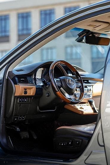 eva kovriki: Lexus ES: 2016 г., 2.5 л, Автомат, Гибрид, Седан — 8