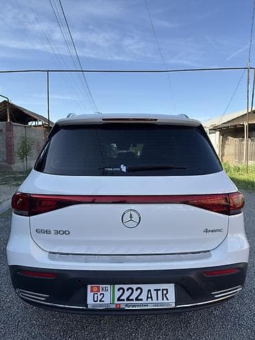 электромобиль станции зарядки: Mercedes-Benz EQB: 2022 г., Автомат, Электромобиль, Кроссовер — 2