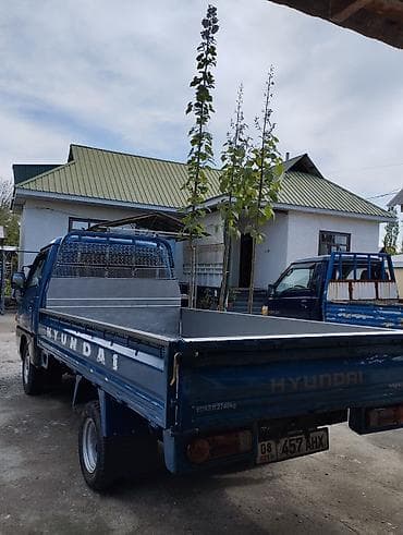 экскаватор хундай 300: Жеңил жүк ташуучу унаа, Hyundai, Стандарт, 1ге чейин т, Колдонулган — 2