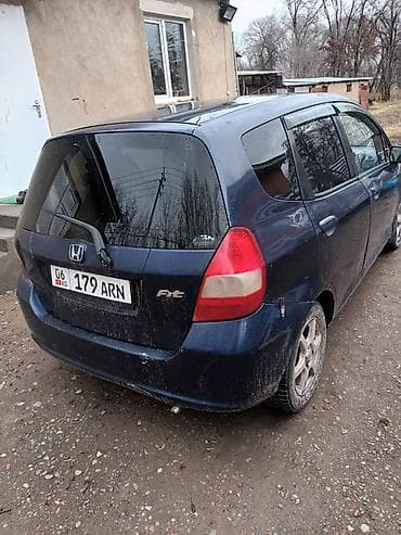 китайская маленькая машина: Honda Fit: 2002 г., 1.3 л, Вариатор, Бензин, Хэтчбэк — 4
