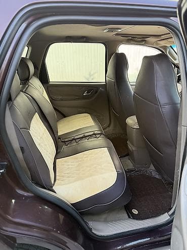 mazda 626 2001: Mazda Tribute: 2002 г., 3 л, Автомат, Бензин, Кроссовер — 8