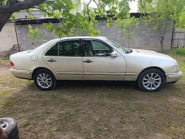 Mercedes-Benz E-Class: 1997 г., Автомат, Седан — 5