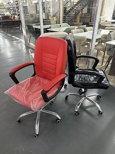 Офисные кресла: Офисное кресло, С колесиками, Экокожа — 3