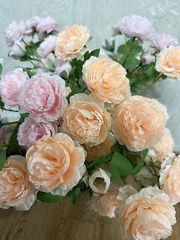 цветы из биссера: Гулдор сатылат. Жаны. Веткалары жакшы. Подставка бар в комплекте 3шт — 5