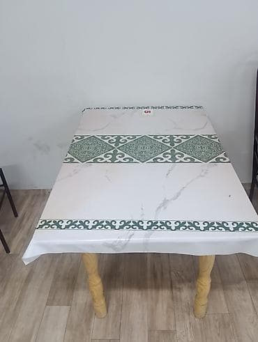 Стол и стул для кафе