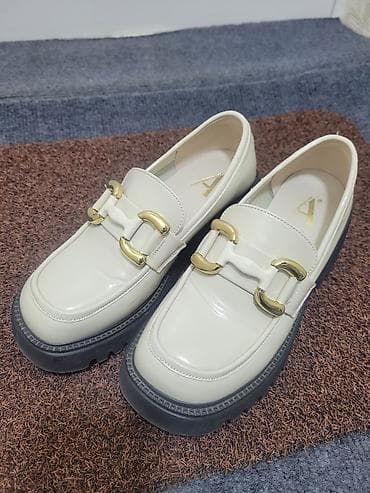 Жеке буюмдар: Женские лоферы с массивной подошвой - Цвет: молочно‑белый (кремовый — 1