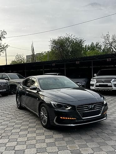 Hyundai Grandeur: 2019 г., 2.4 л, Автомат, Гибрид, Седан at lalafo.kg Hyundai Grandeur: 2019 г., 2.4 л, Автомат, Гибрид, Седан