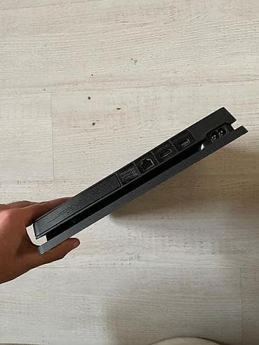 сони клуб: Игровая консоль Sony PlayStation 4 Slim (черная) - Компактный корпус — 5